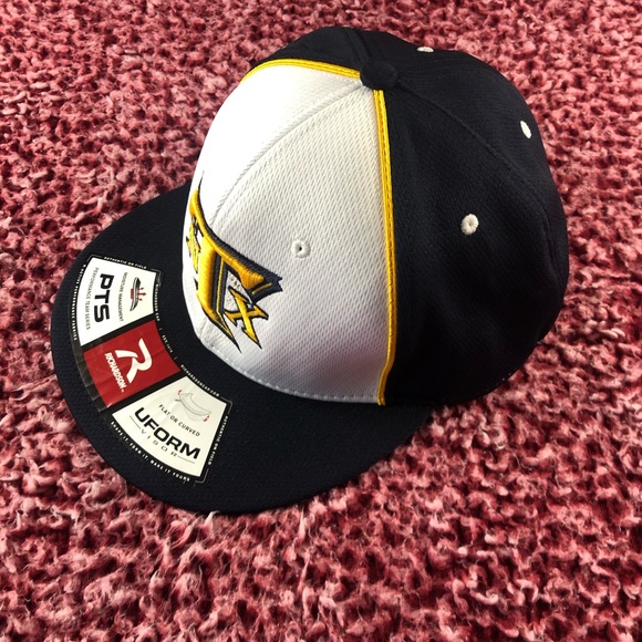 NWT Men’s Richardson Fitted Hat - Picture 6 of 8